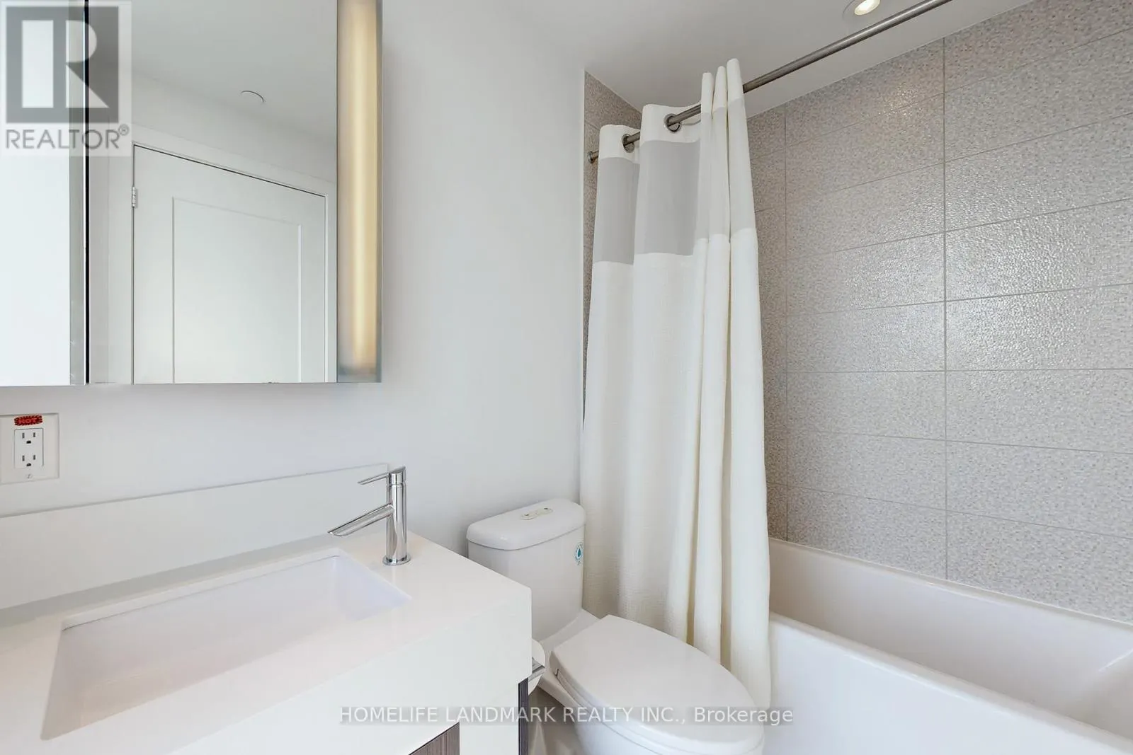 5510 - 10 YORK STREET