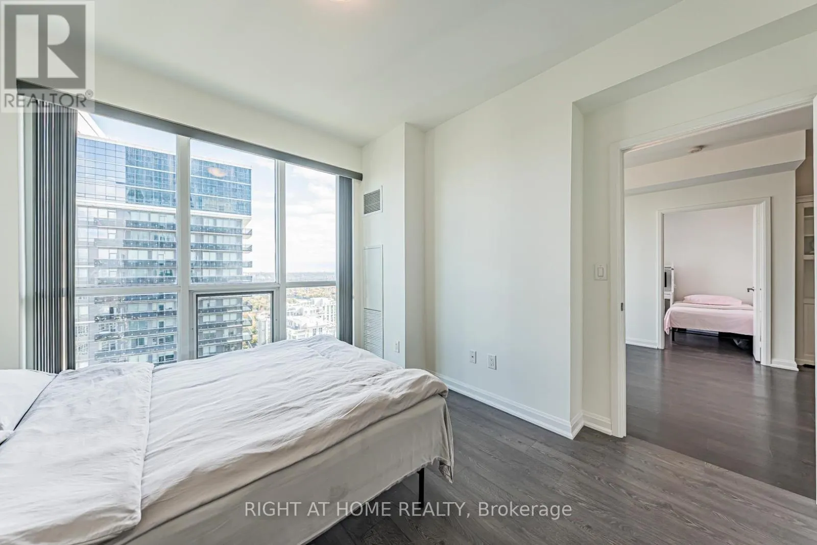 3101 - 9 BOGERT AVENUE