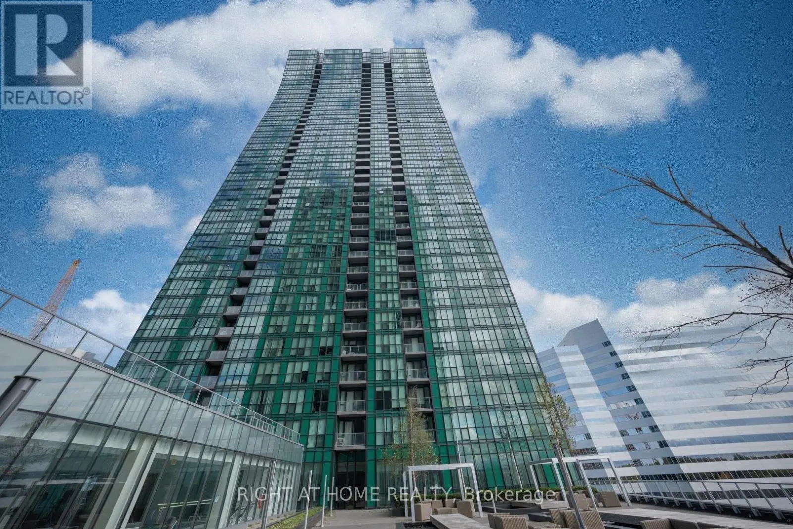 3101 - 9 BOGERT AVENUE