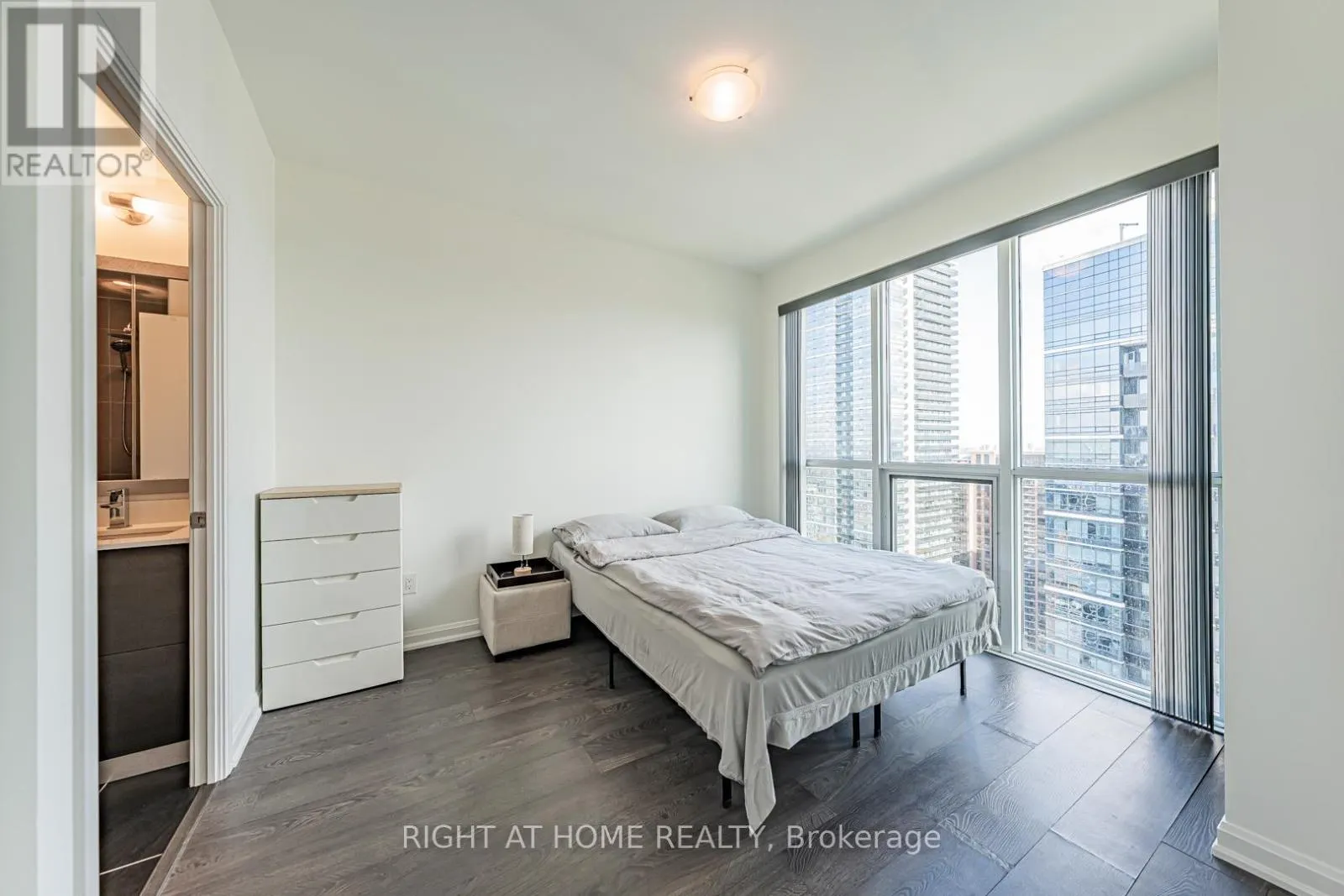 3101 - 9 BOGERT AVENUE