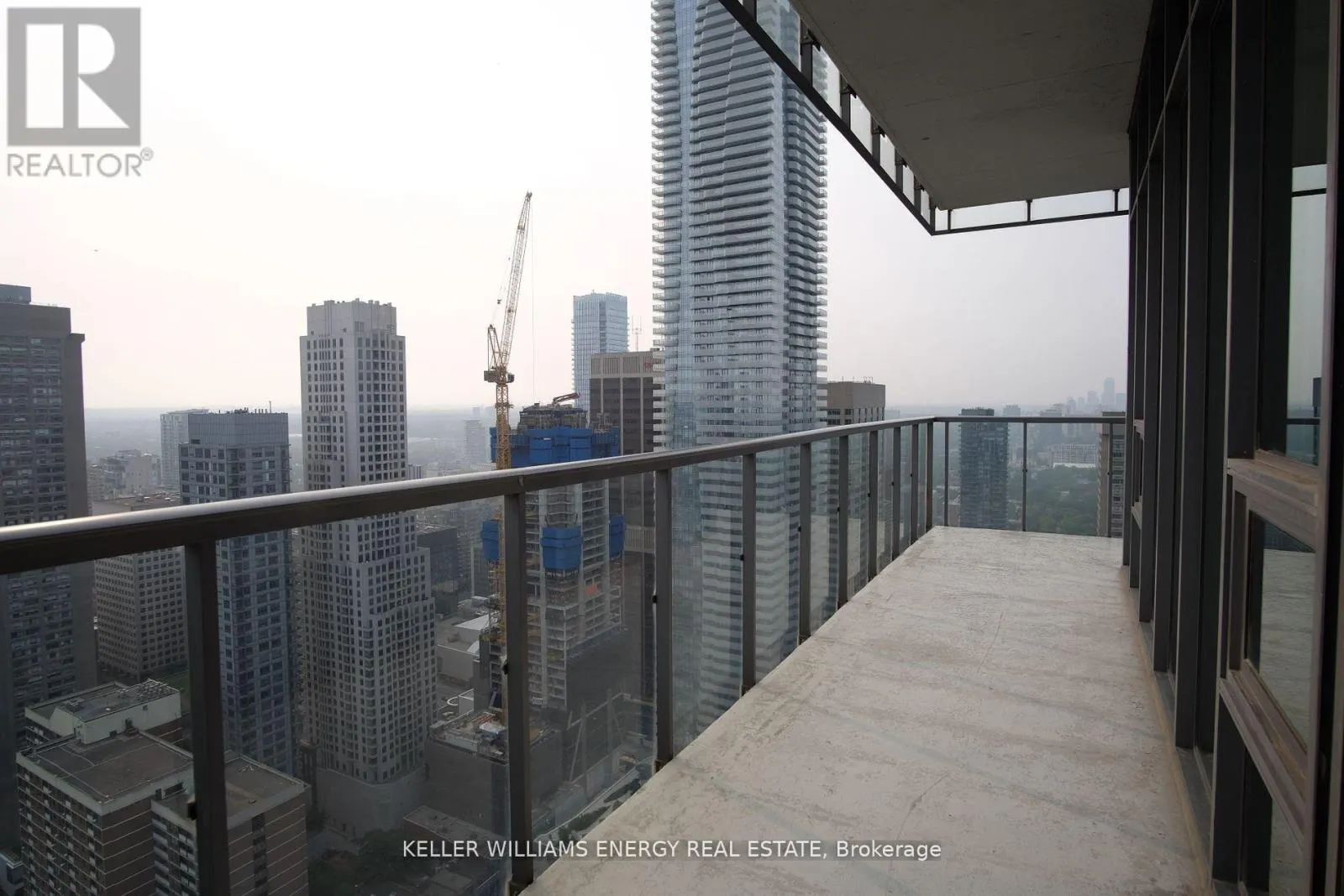 4305 - 33 CHARLES STREET E, #4305