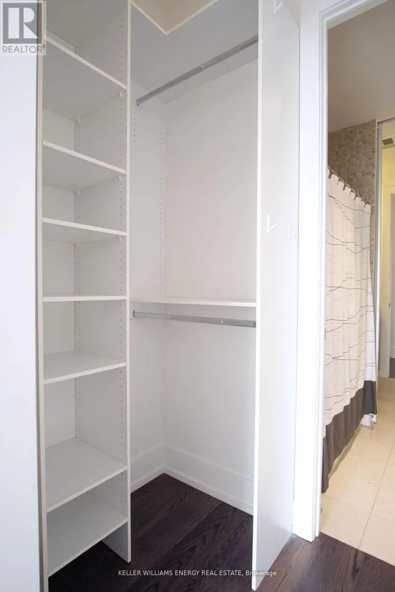 4305 - 33 CHARLES STREET E, #4305