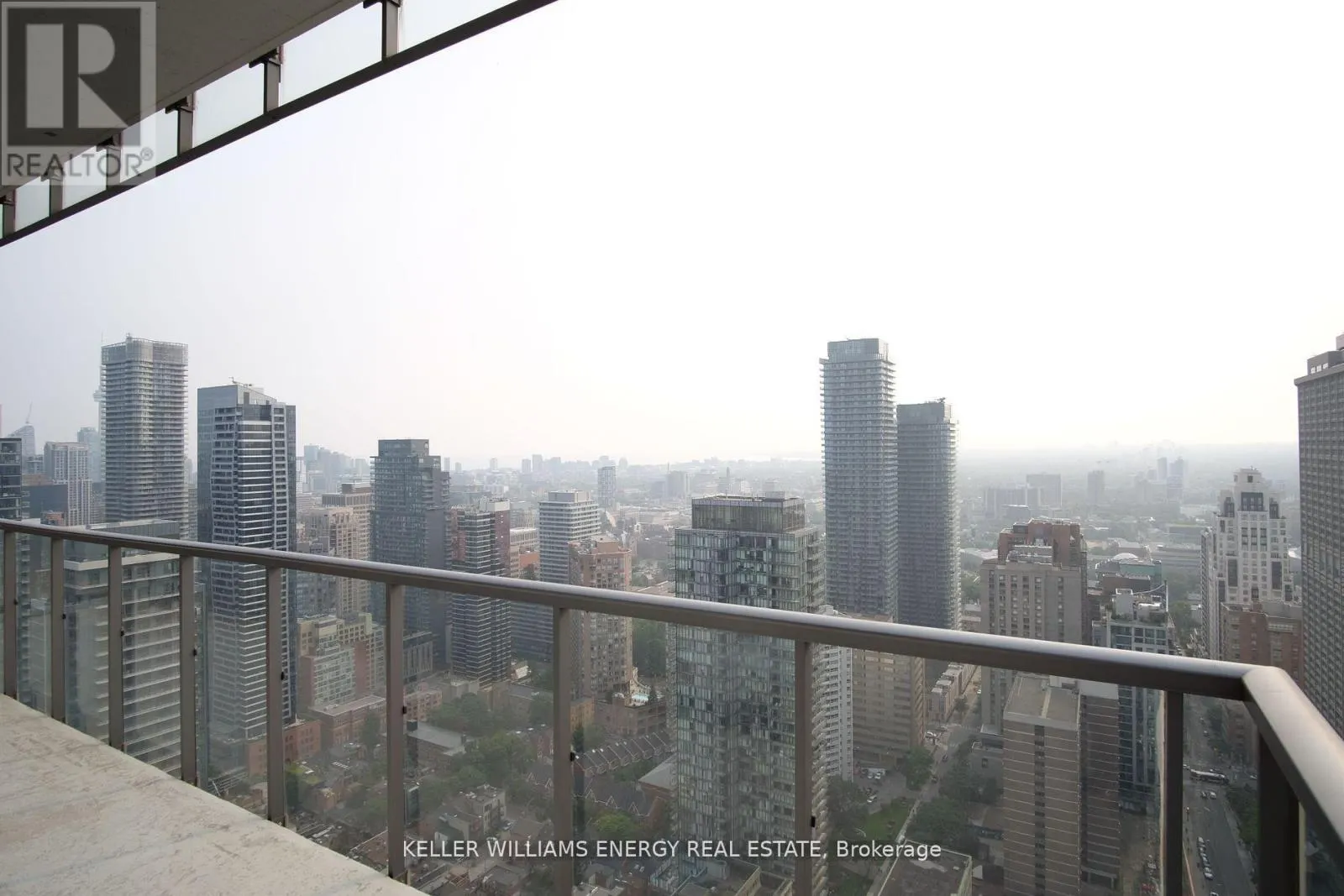 4305 - 33 CHARLES STREET E, #4305