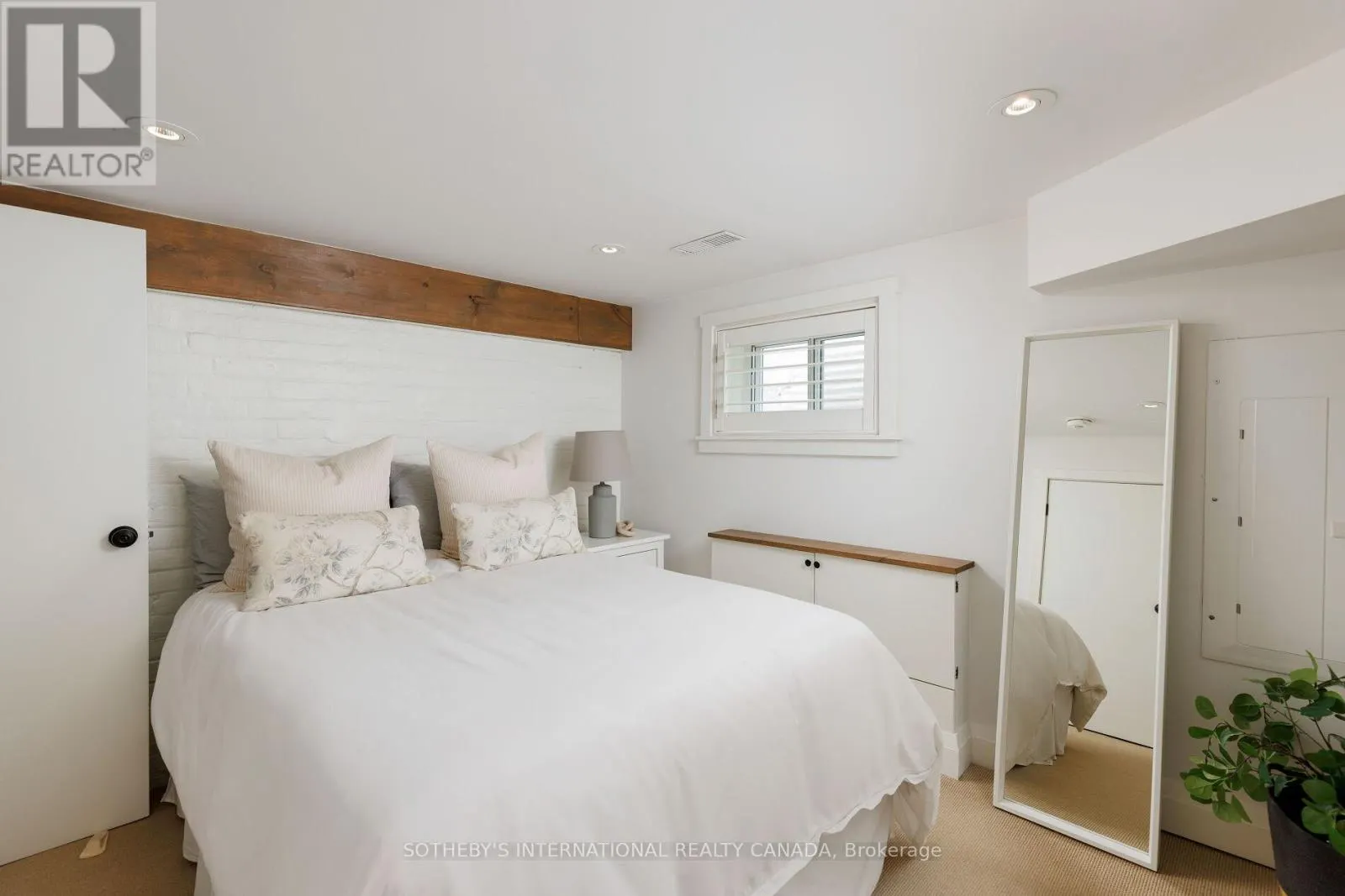 116 SHAFTESBURY AVENUE