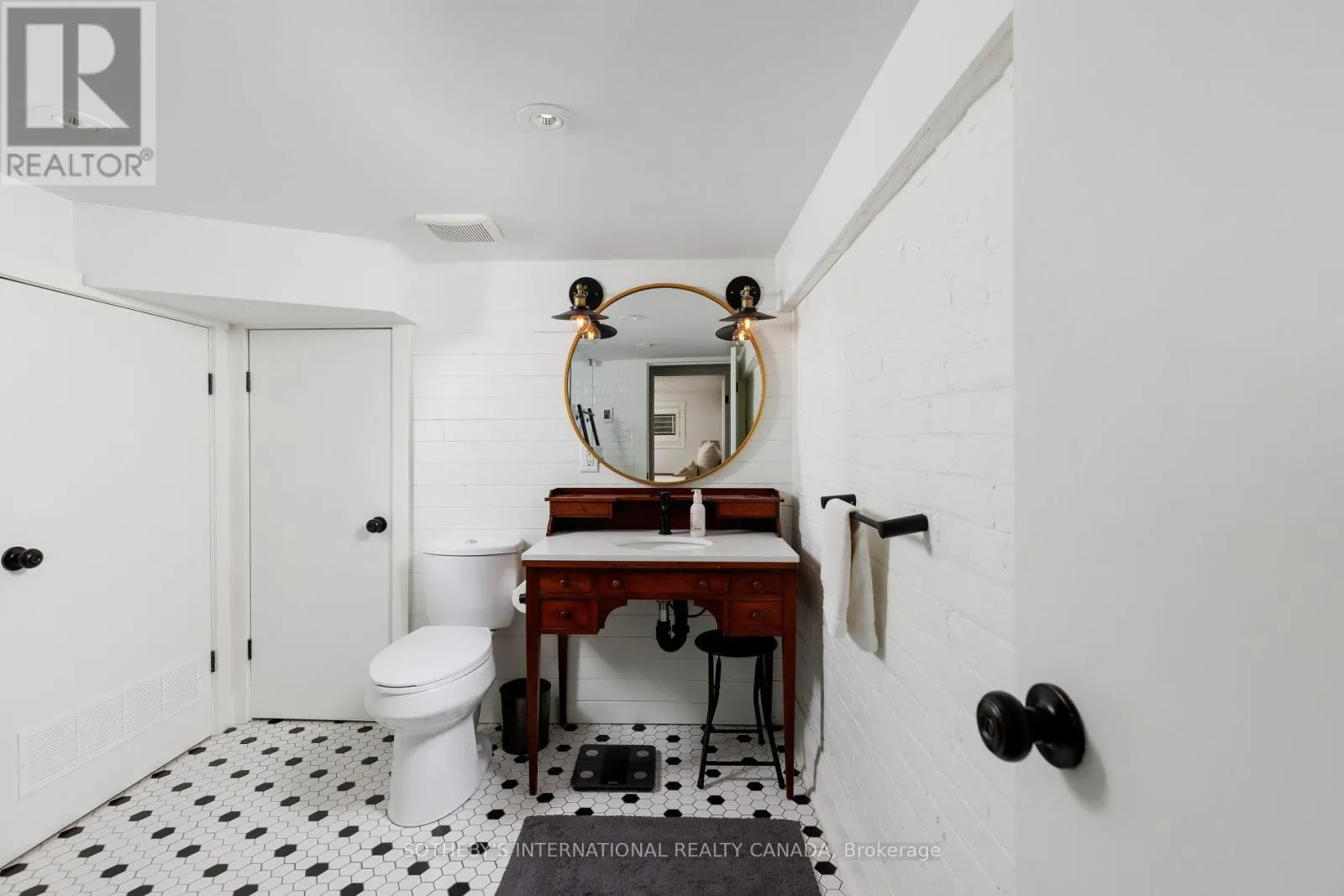 116 SHAFTESBURY AVENUE