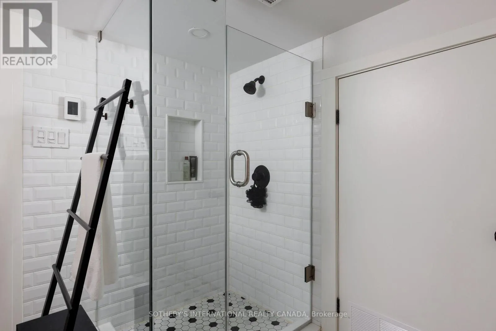 116 SHAFTESBURY AVENUE