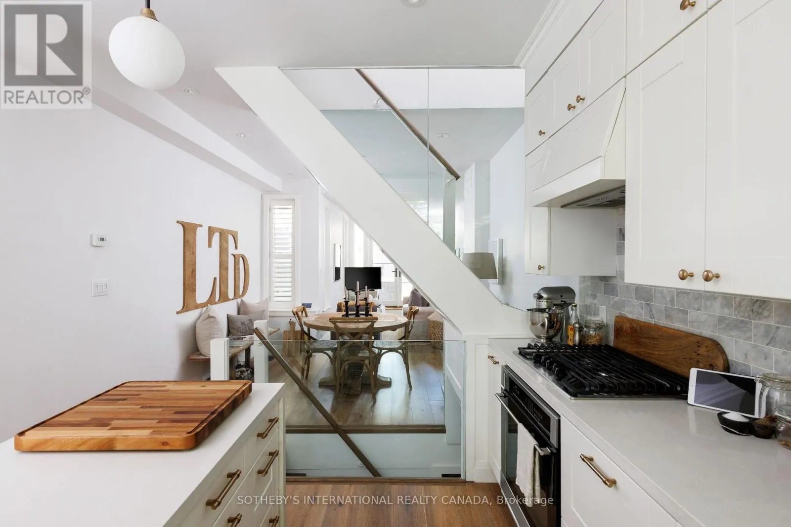 116 SHAFTESBURY AVENUE