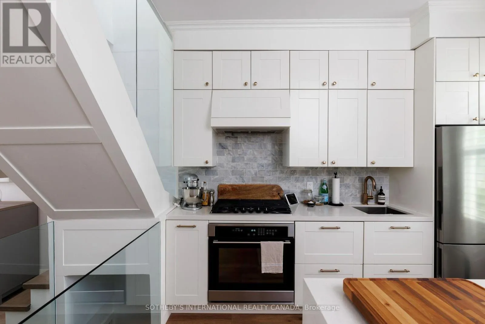 116 SHAFTESBURY AVENUE