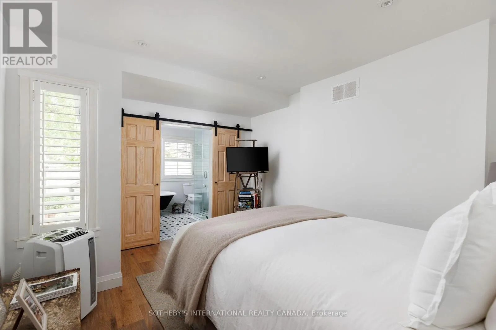 116 SHAFTESBURY AVENUE