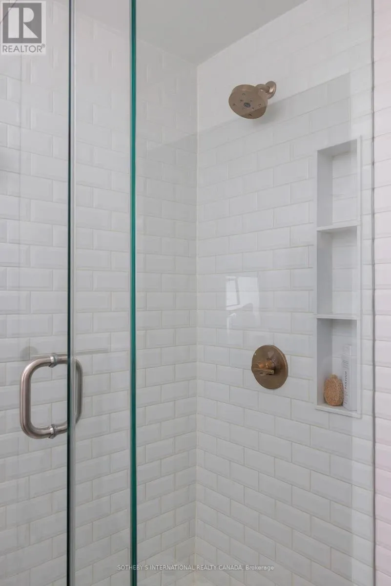 116 SHAFTESBURY AVENUE