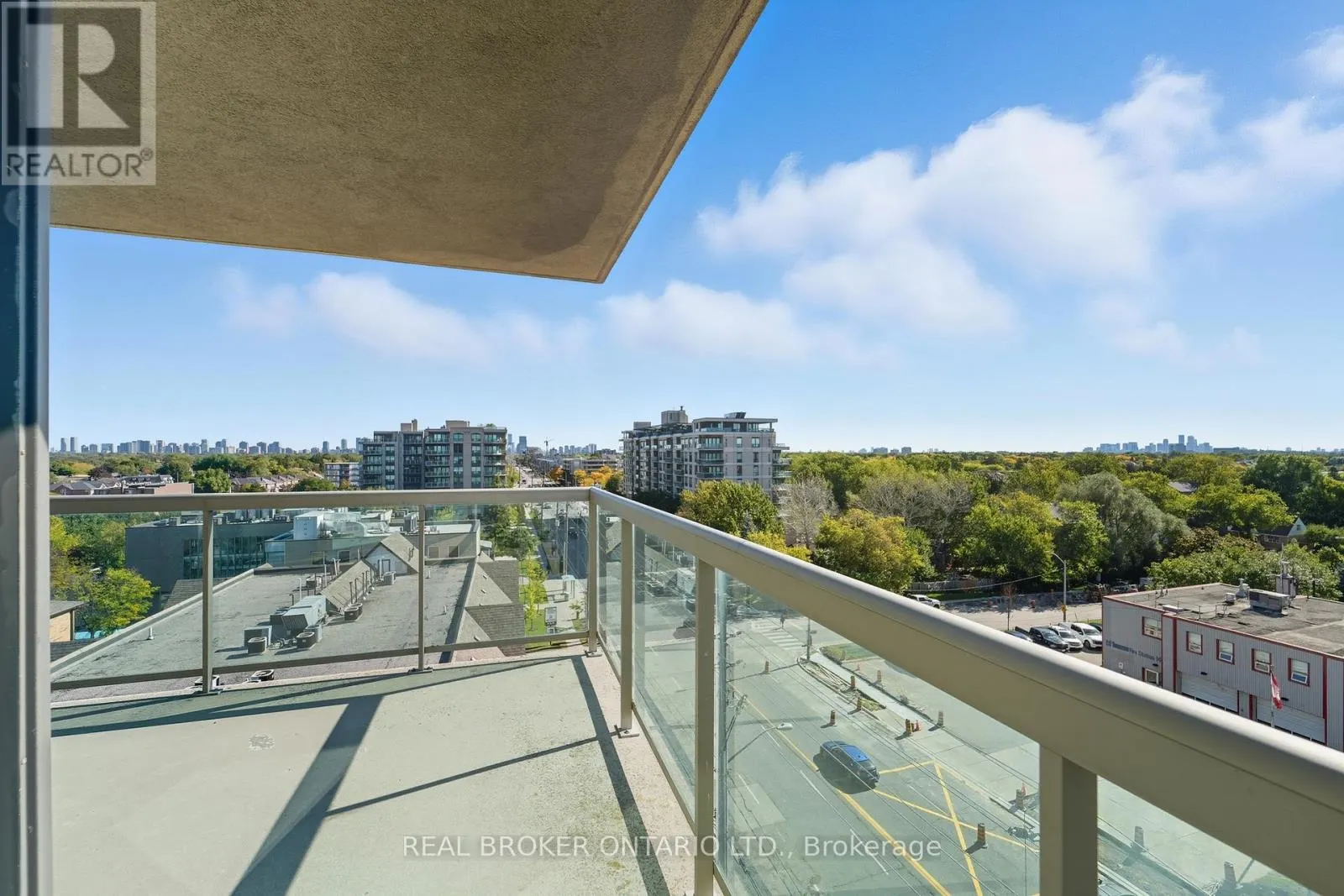 704 - 1030 SHEPPARD AVENUE W