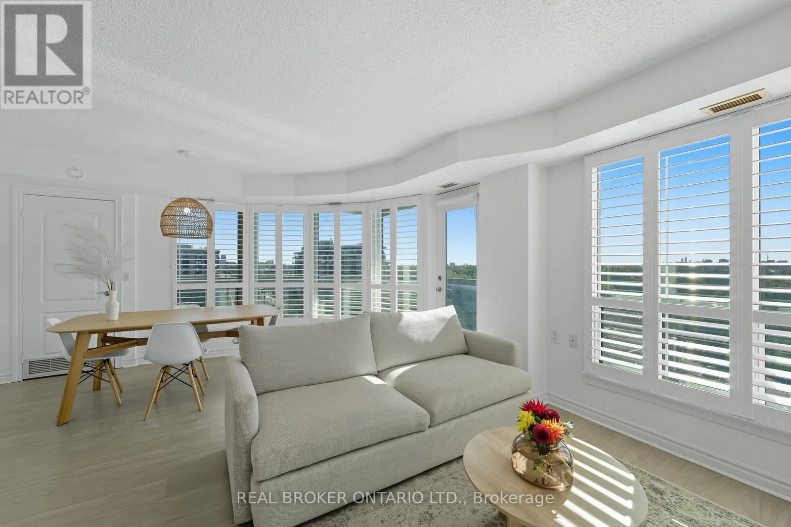 704 - 1030 SHEPPARD AVENUE W