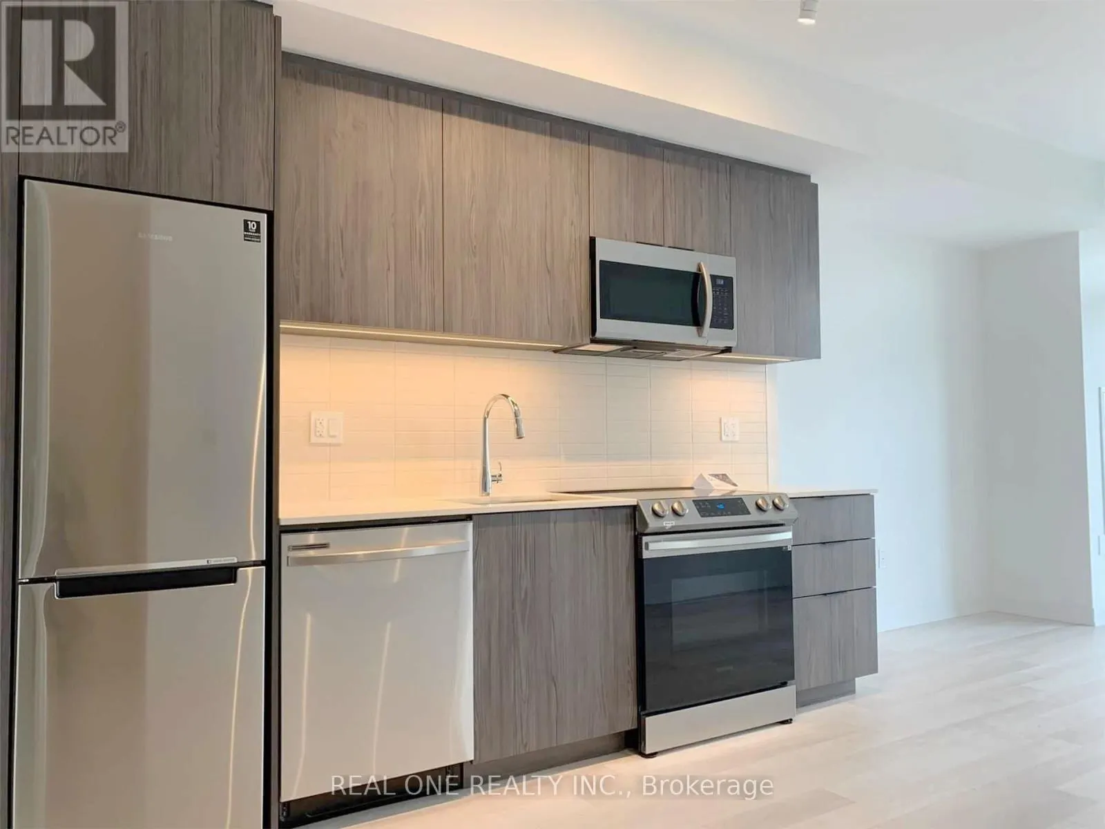 1429 - 50 POWER STREET