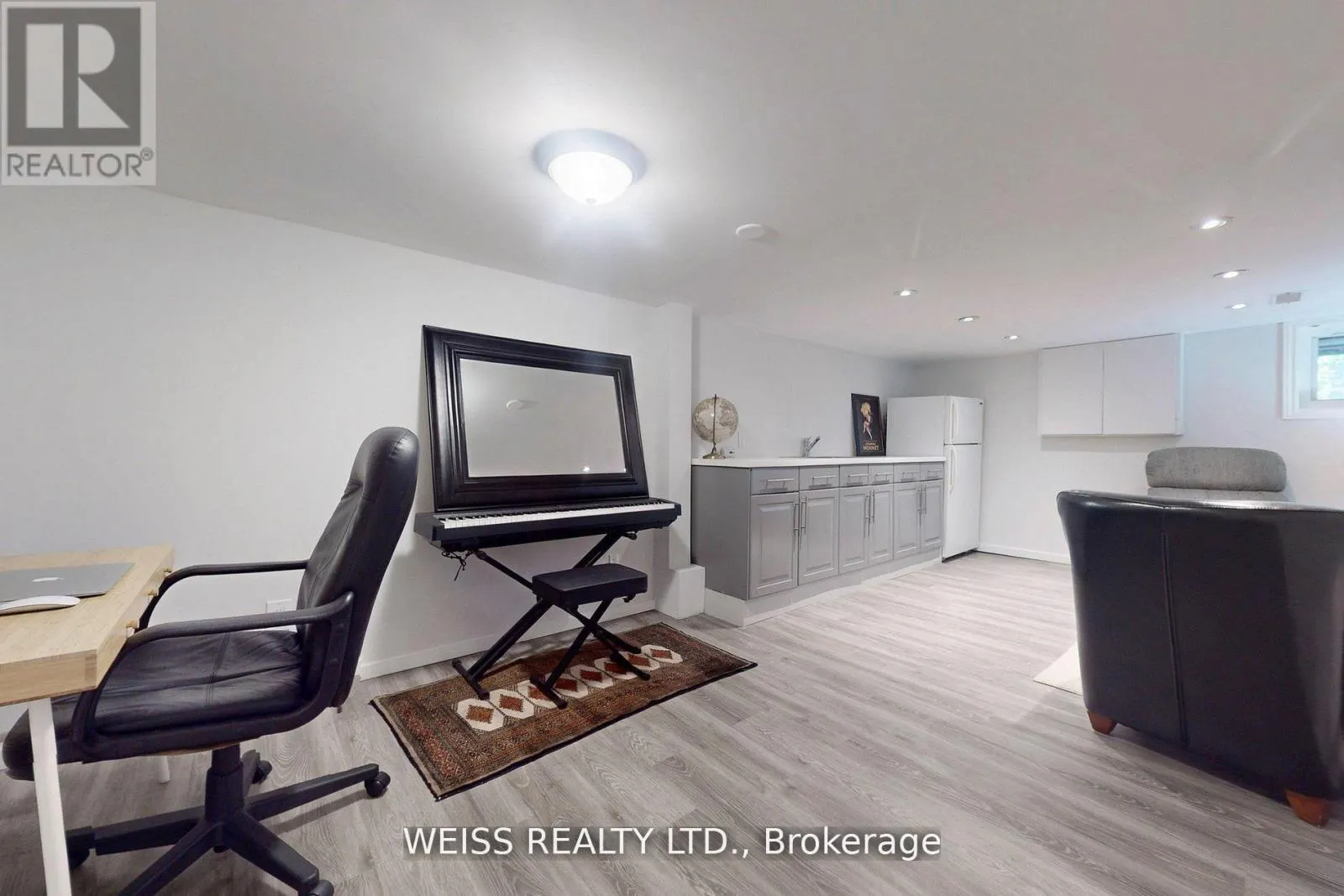 758 RICHMOND STREET W