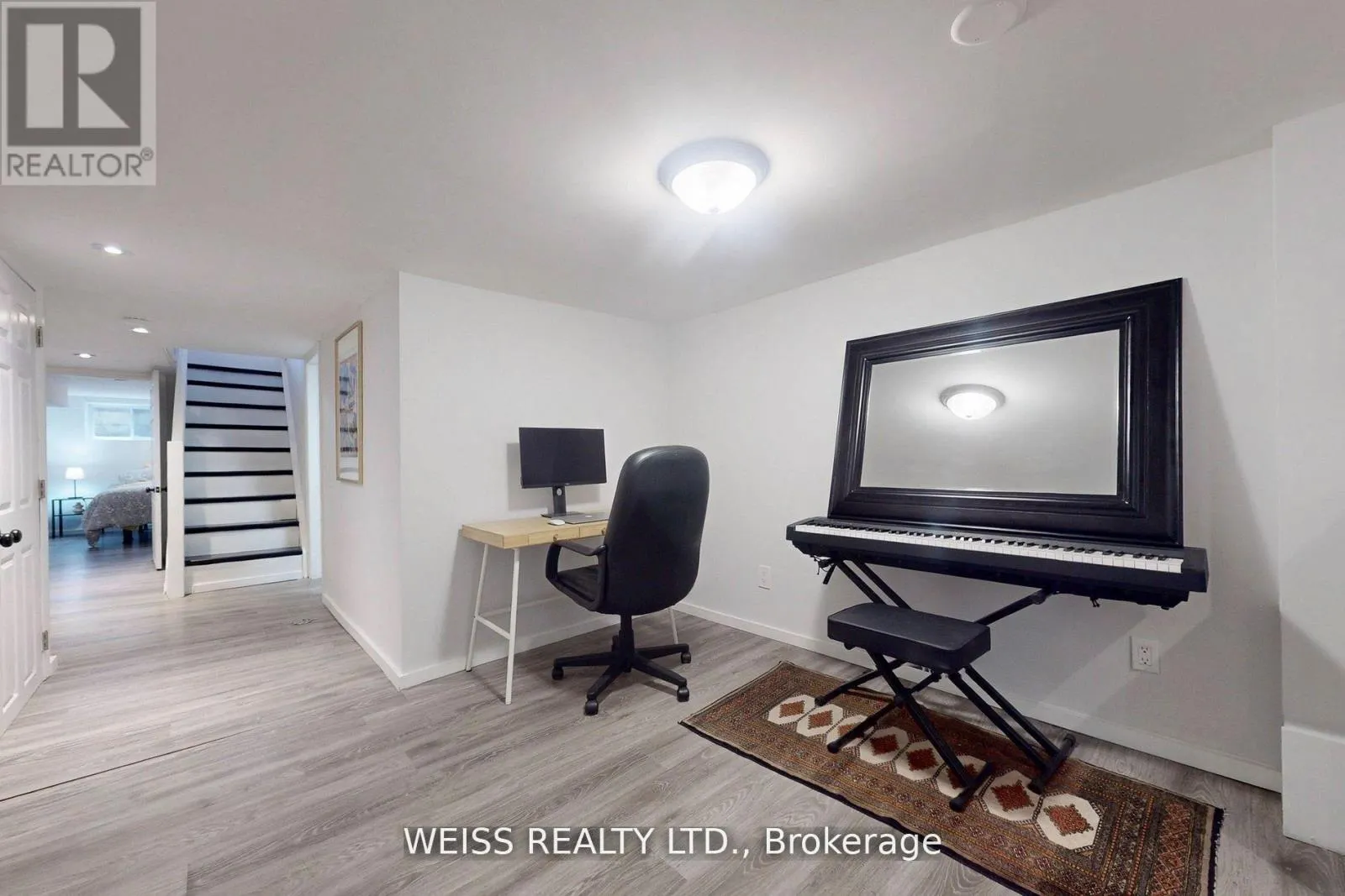 758 RICHMOND STREET W