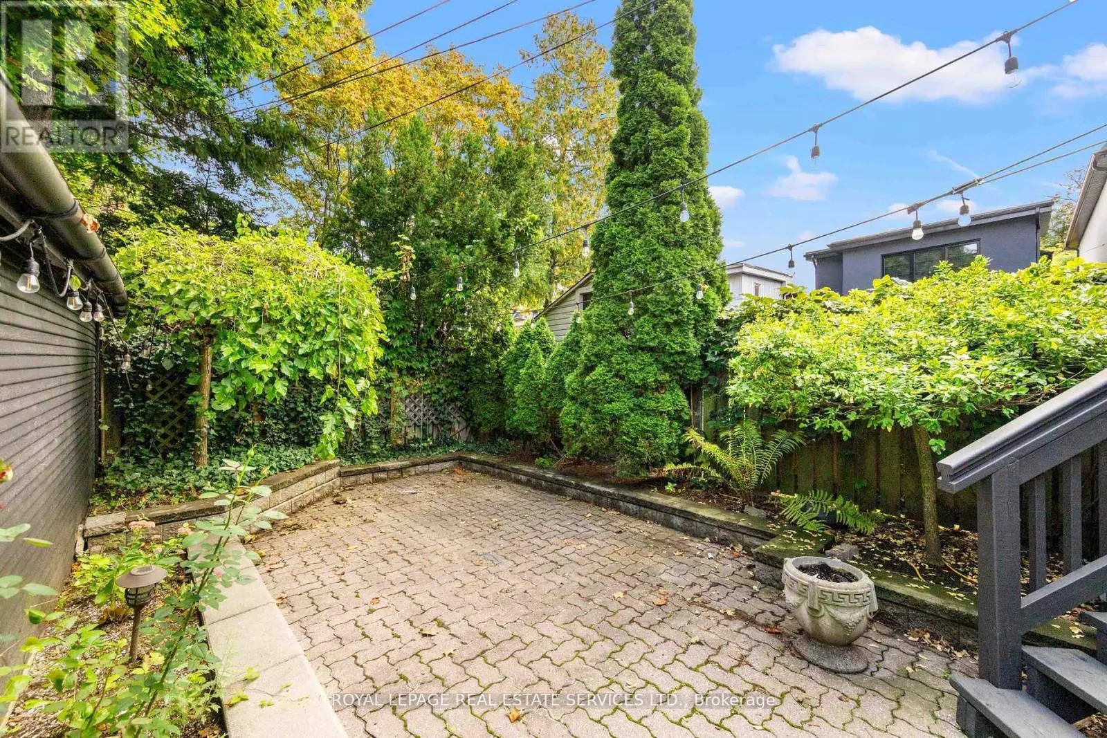 1565 MOUNT PLEASANT ROAD