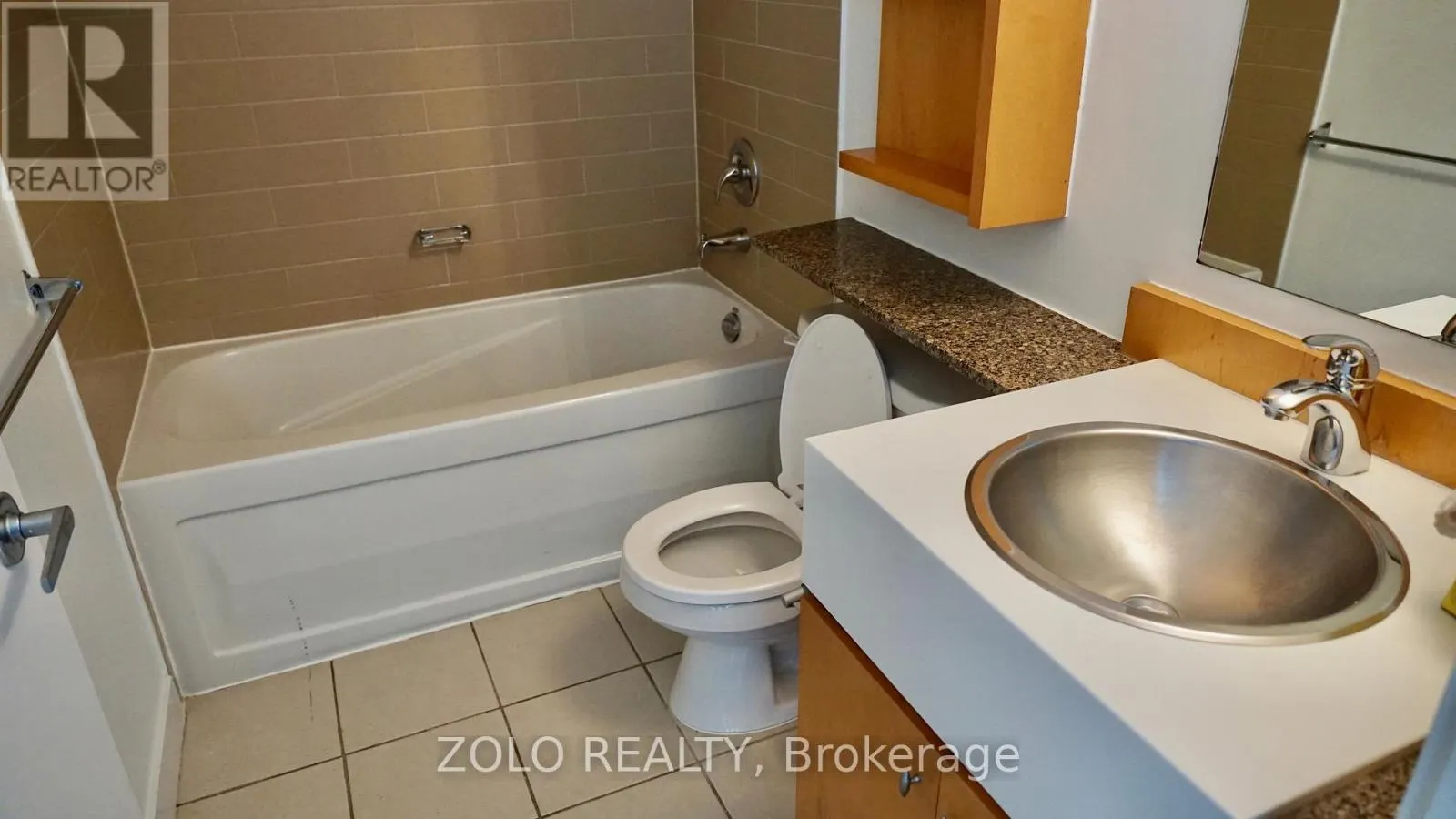 3009 - 5 MARINER TERRACE