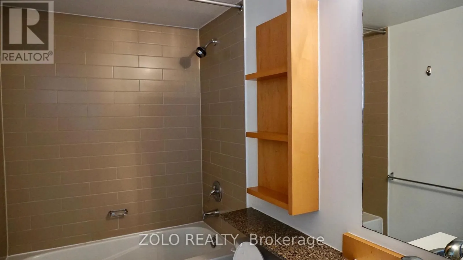 3009 - 5 MARINER TERRACE