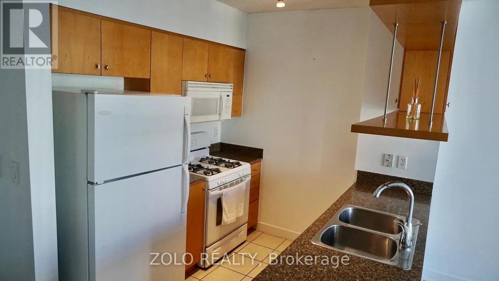 3009 - 5 MARINER TERRACE