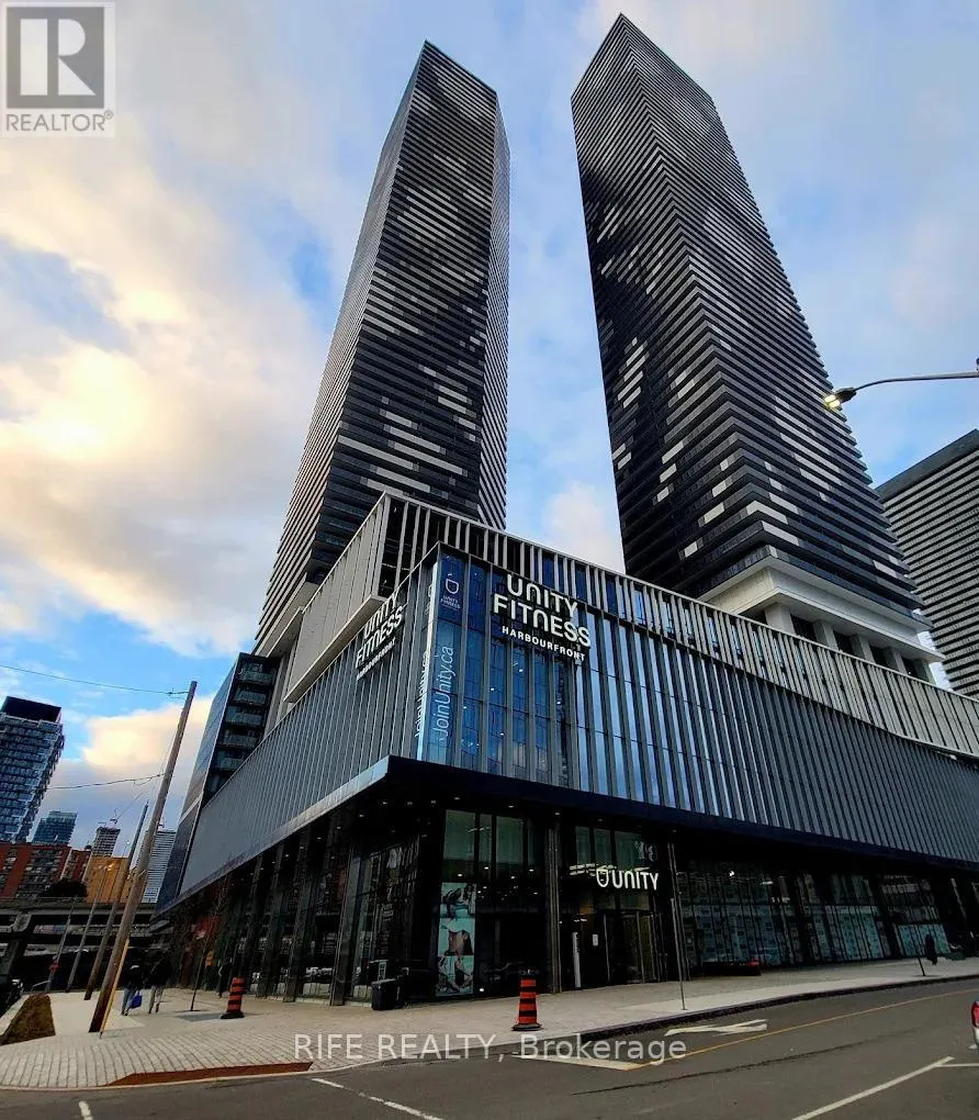 3202 - 55 COOPER STREET