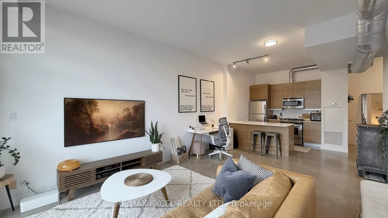 602 - 569 KING STREET E