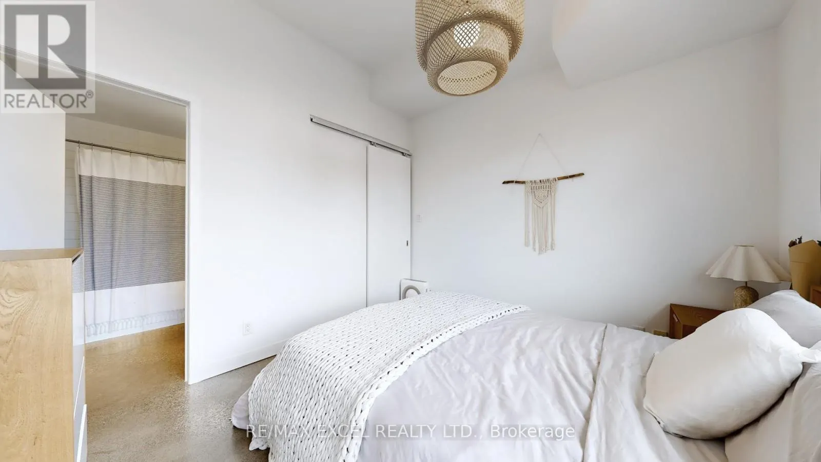 602 - 569 KING STREET E