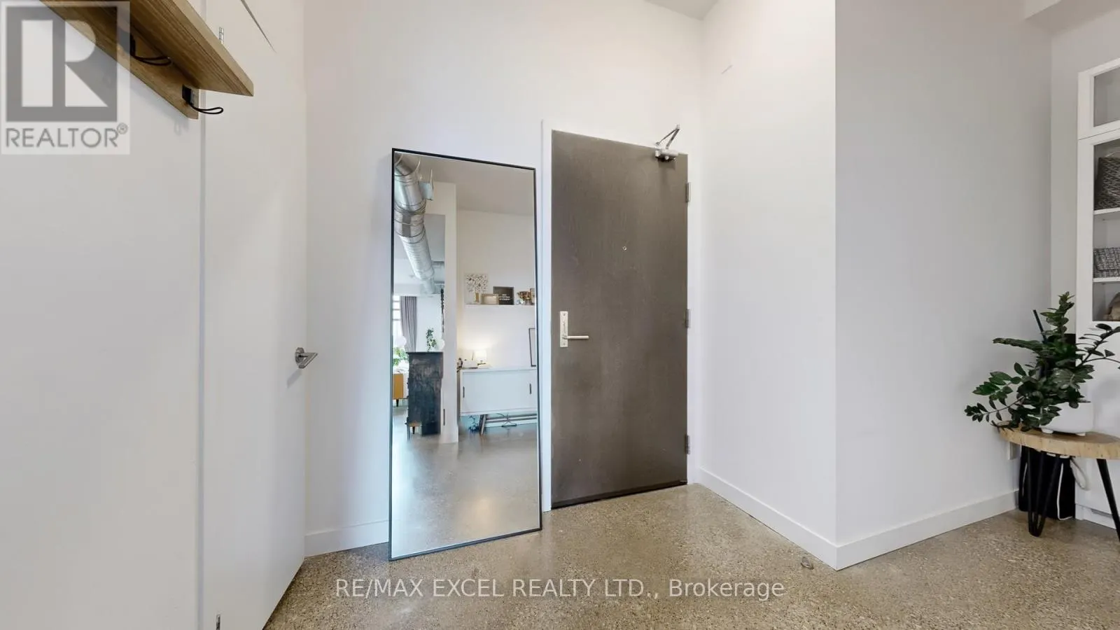 602 - 569 KING STREET E