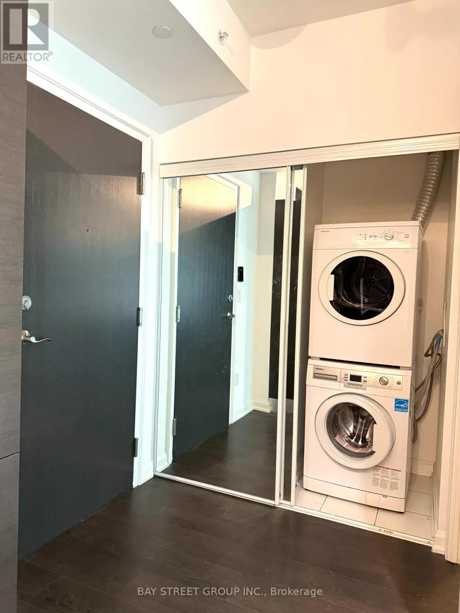 3209 - 11 BOGERT AVENUE