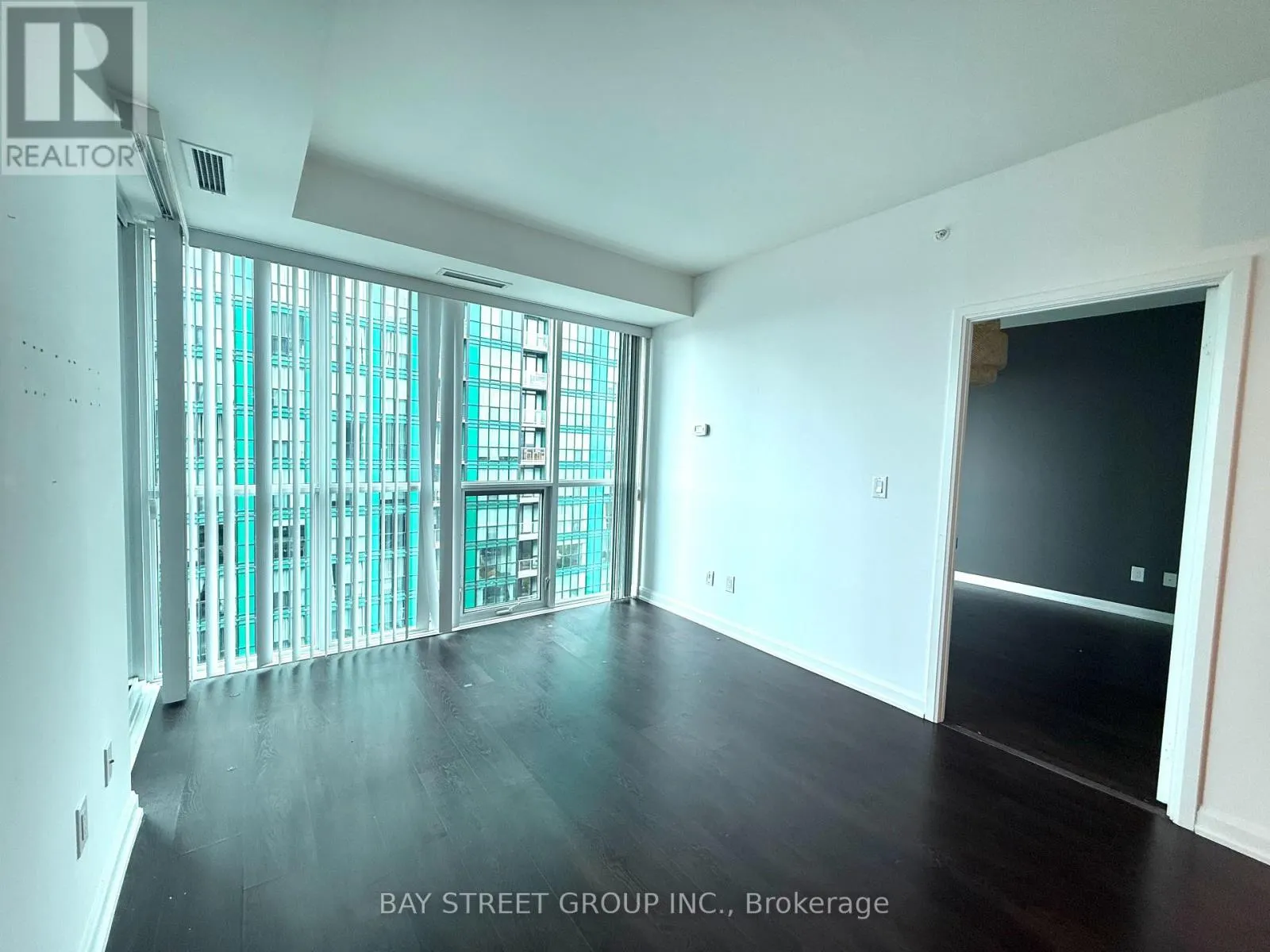 3209 - 11 BOGERT AVENUE