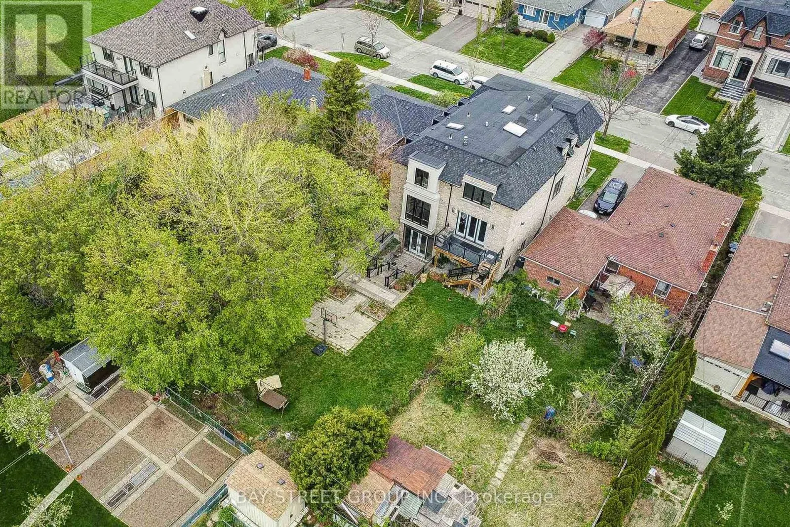 149 ALEXIS BOULEVARD