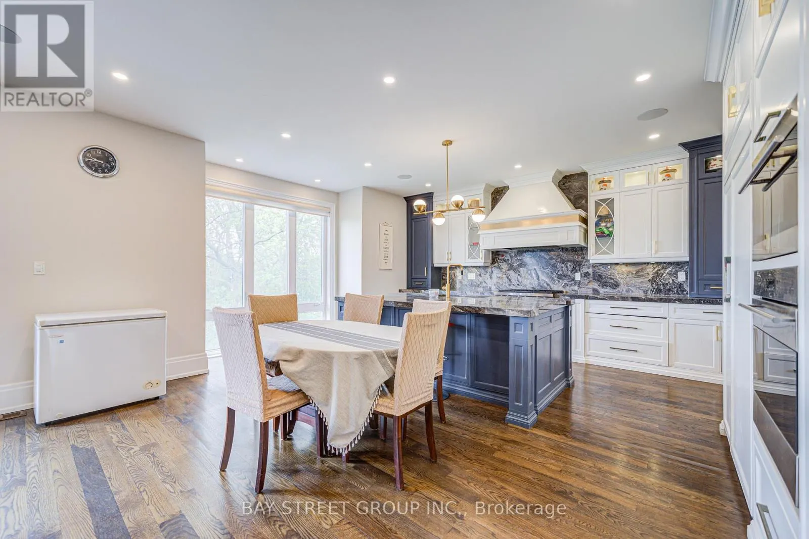 149 ALEXIS BOULEVARD