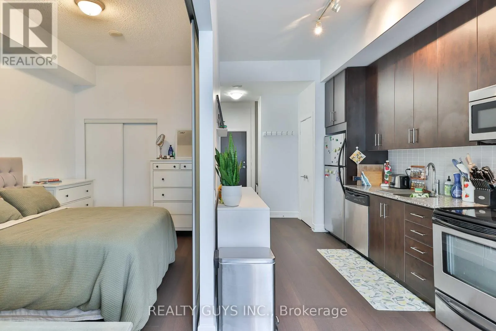 631 - 112 GEORGE STREET, #631