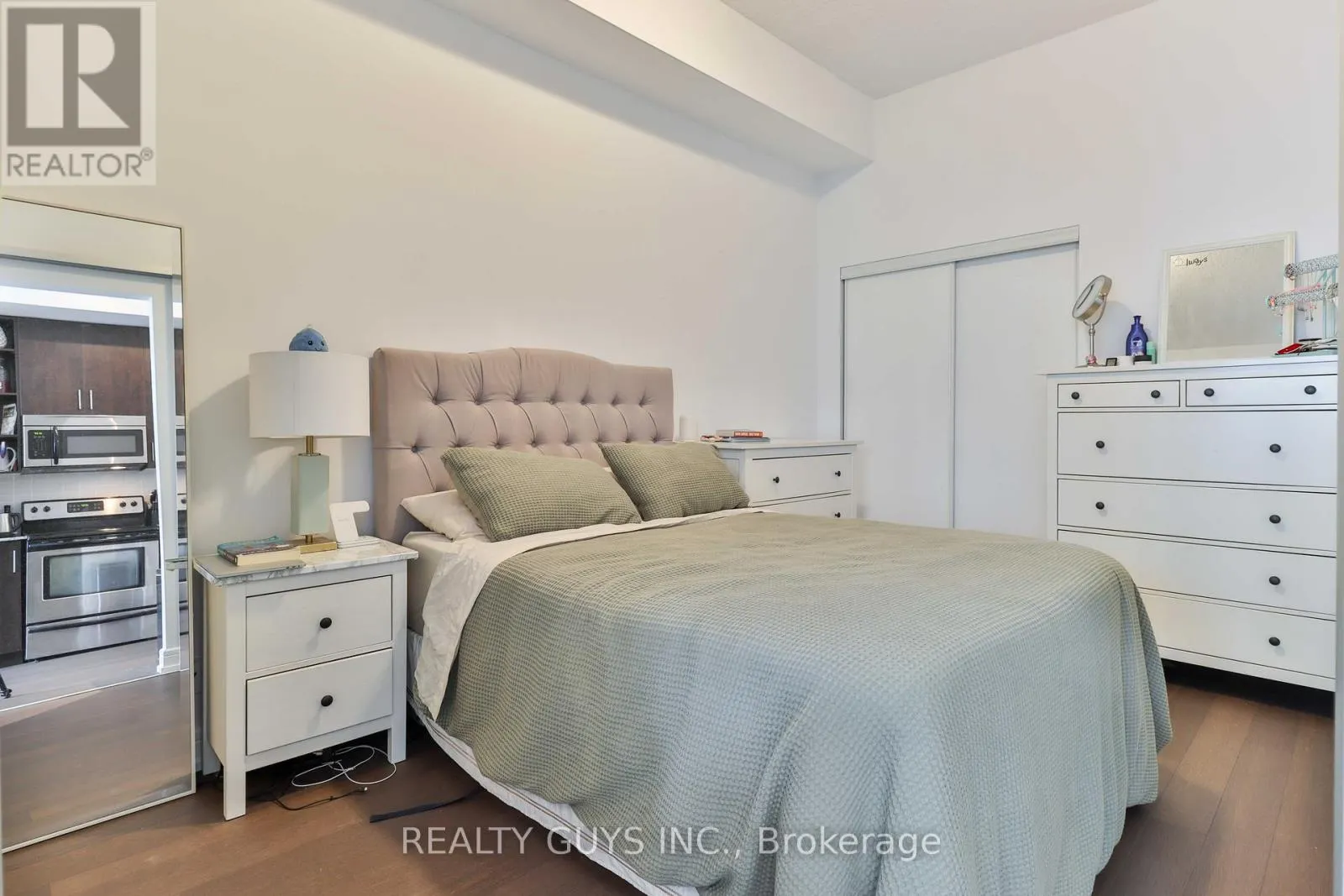 631 - 112 GEORGE STREET, #631