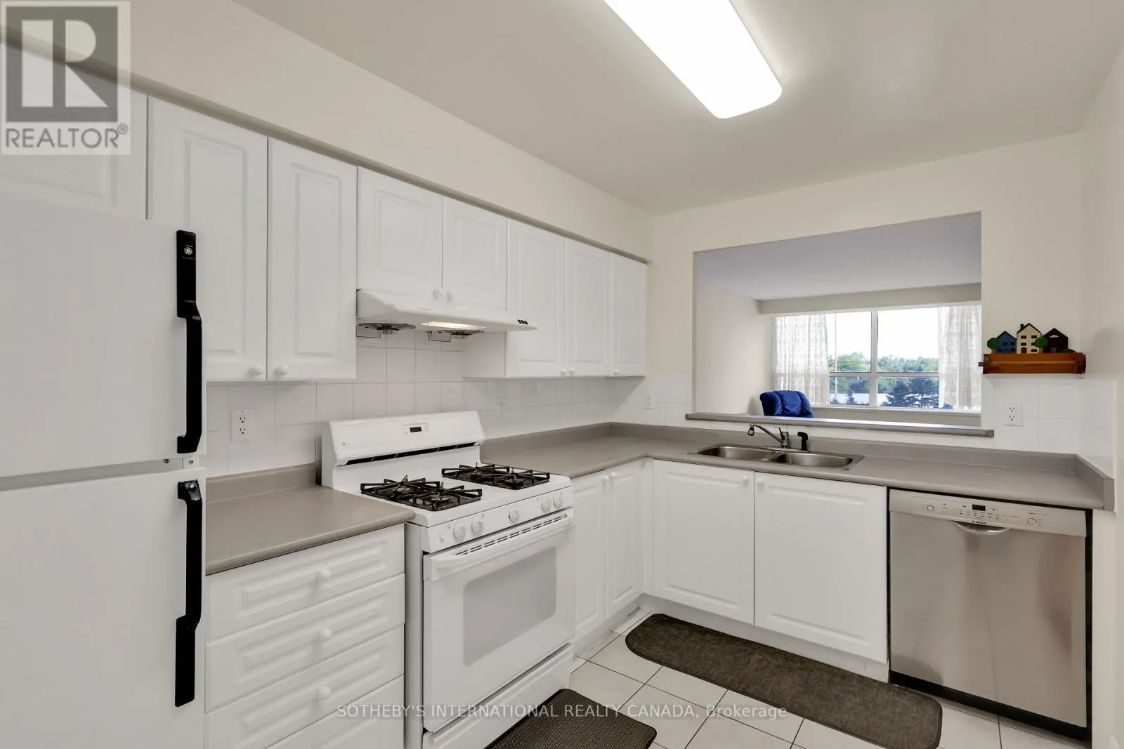 610 - 265 RIDLEY BOULEVARD