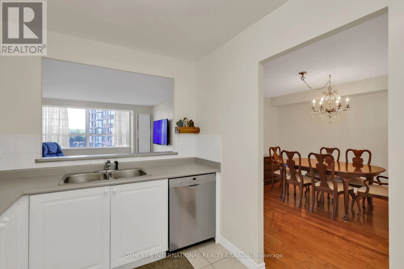 610 - 265 RIDLEY BOULEVARD