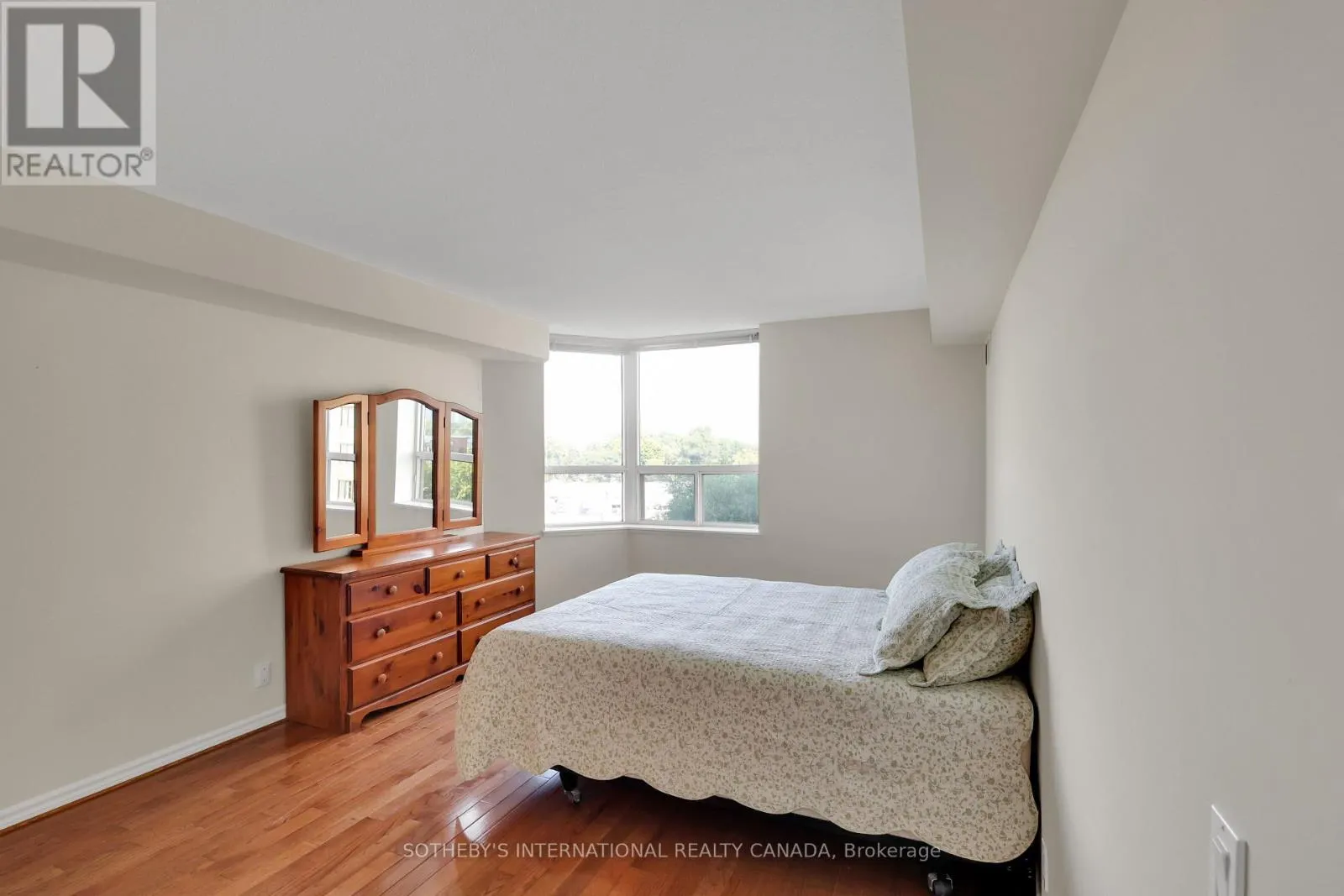 610 - 265 RIDLEY BOULEVARD