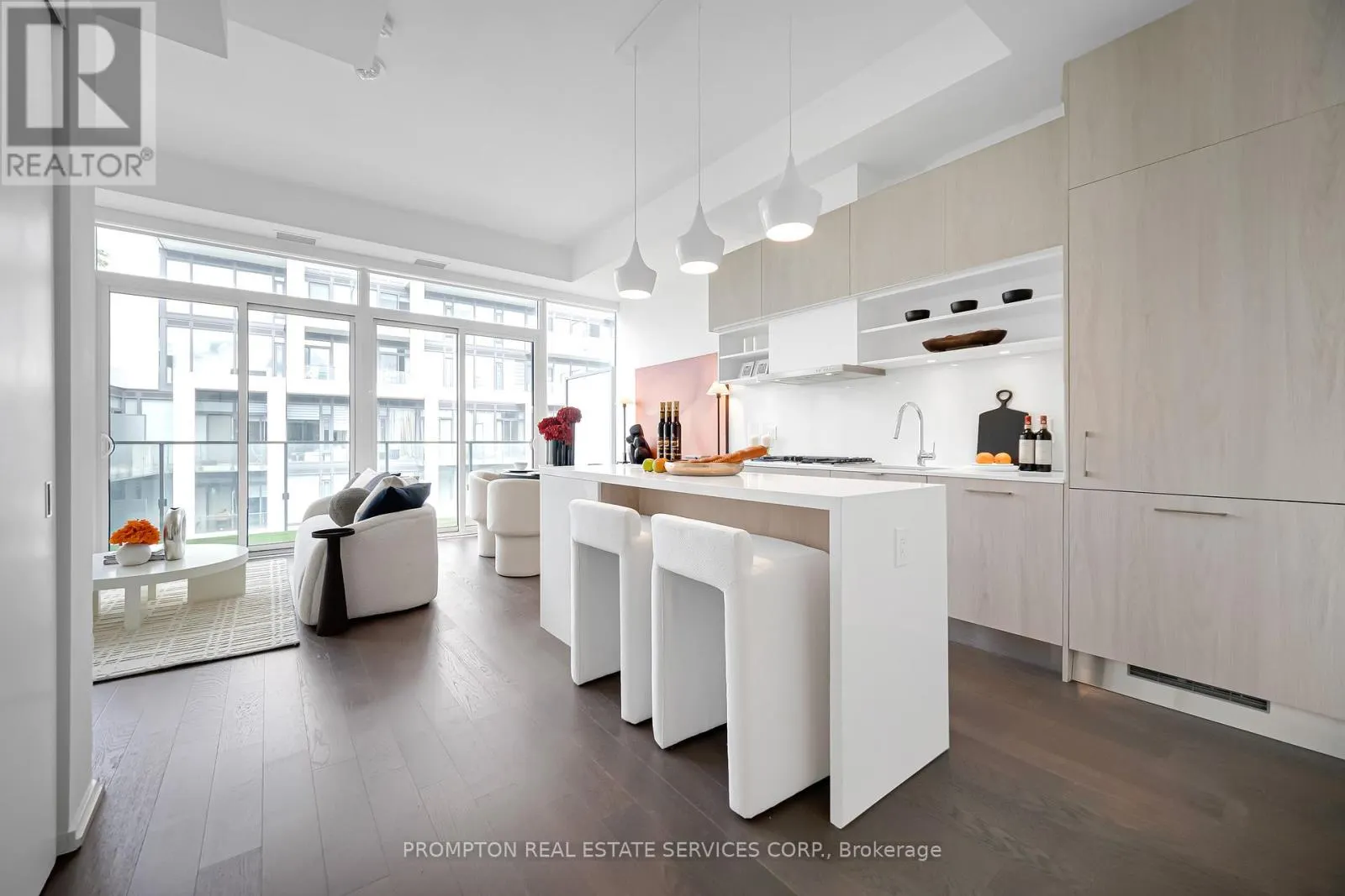 1732 - 8 HILLSDALE AVENUE E