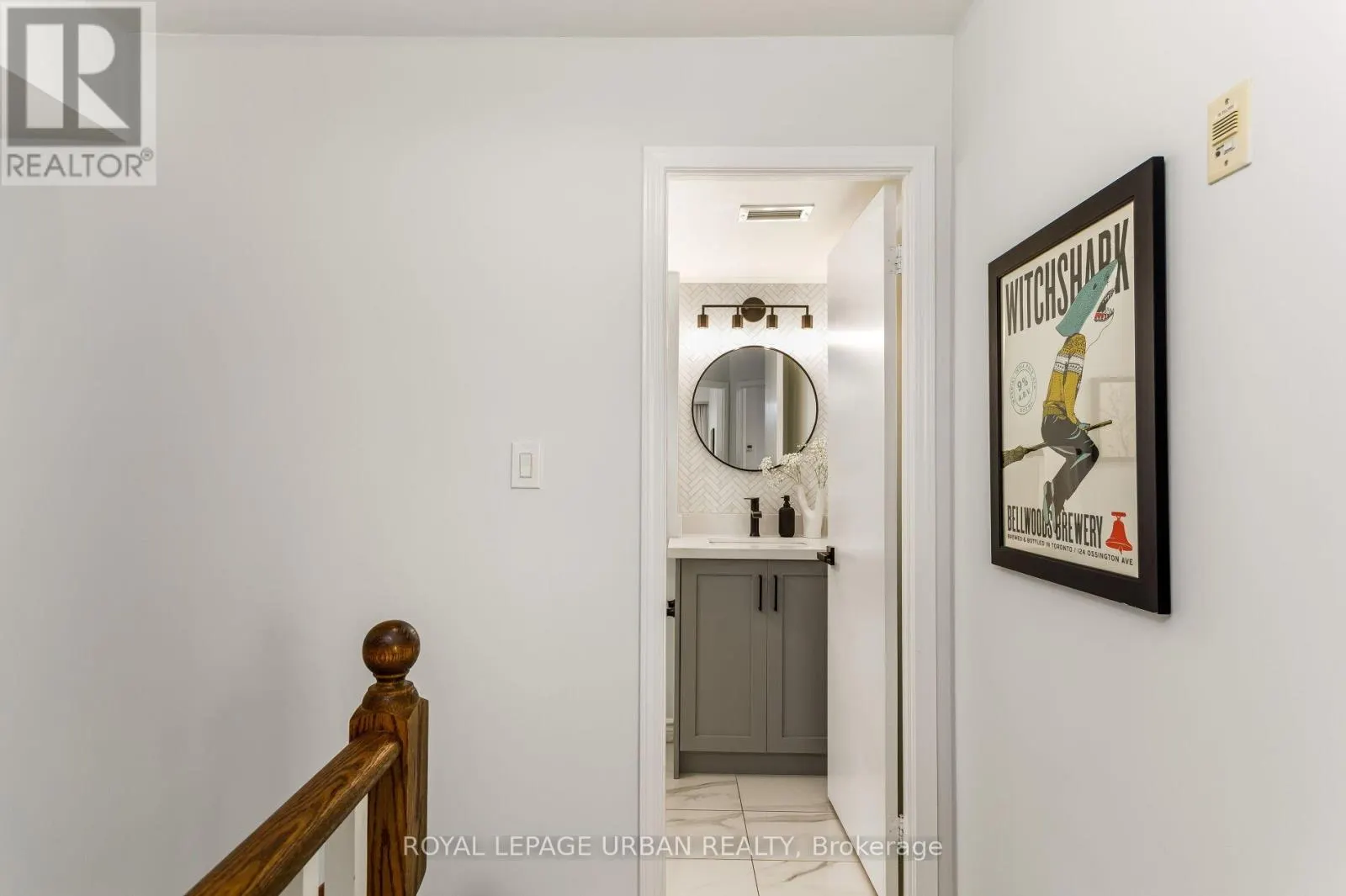 319 - 39 SHANK STREET