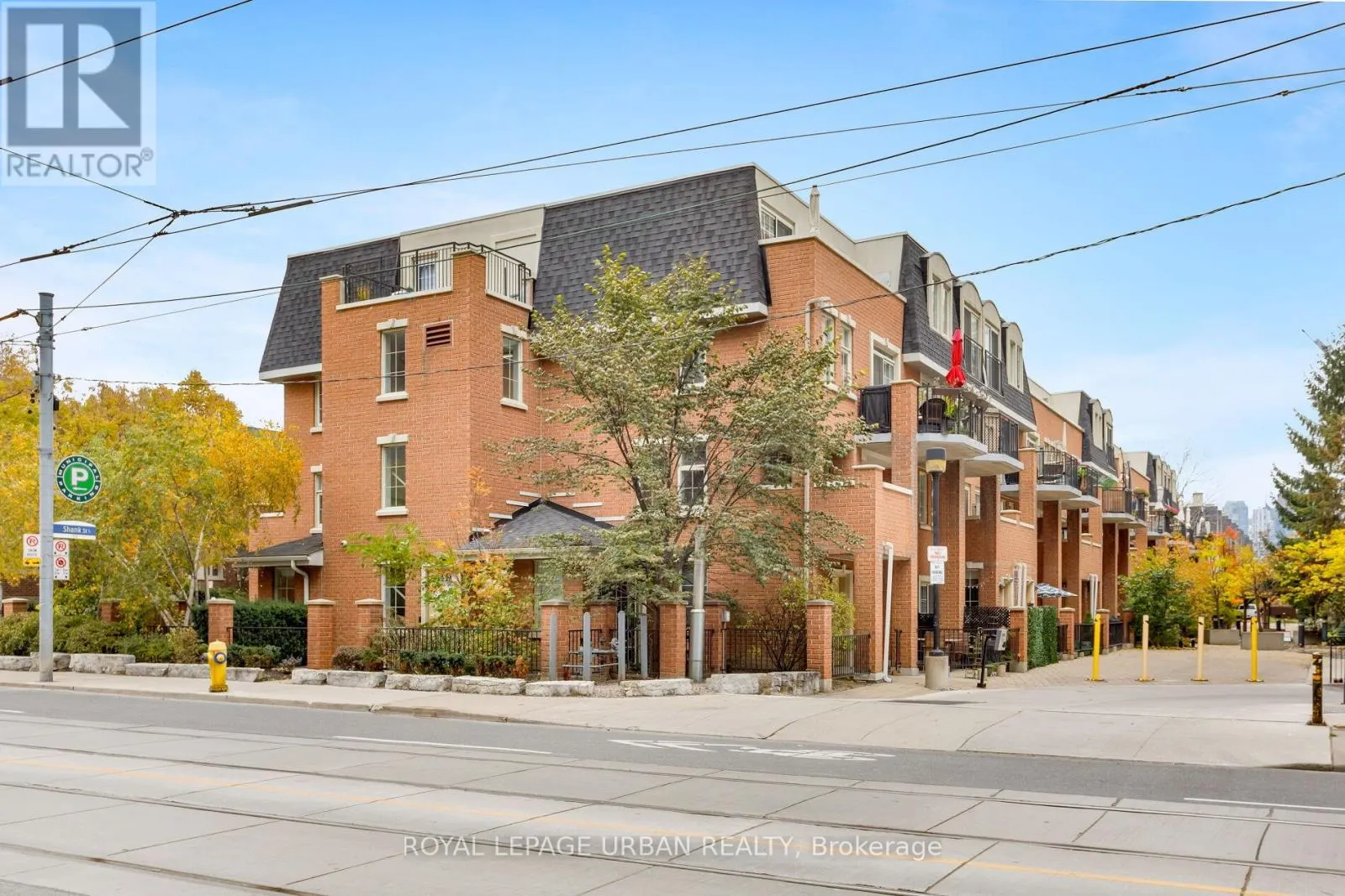 319 - 39 SHANK STREET