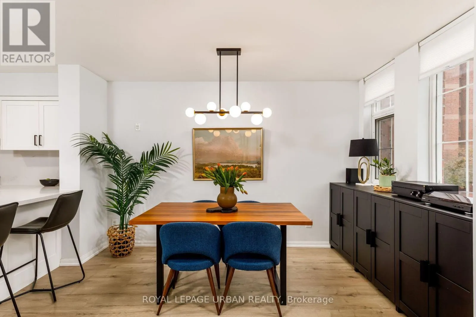 319 - 39 SHANK STREET