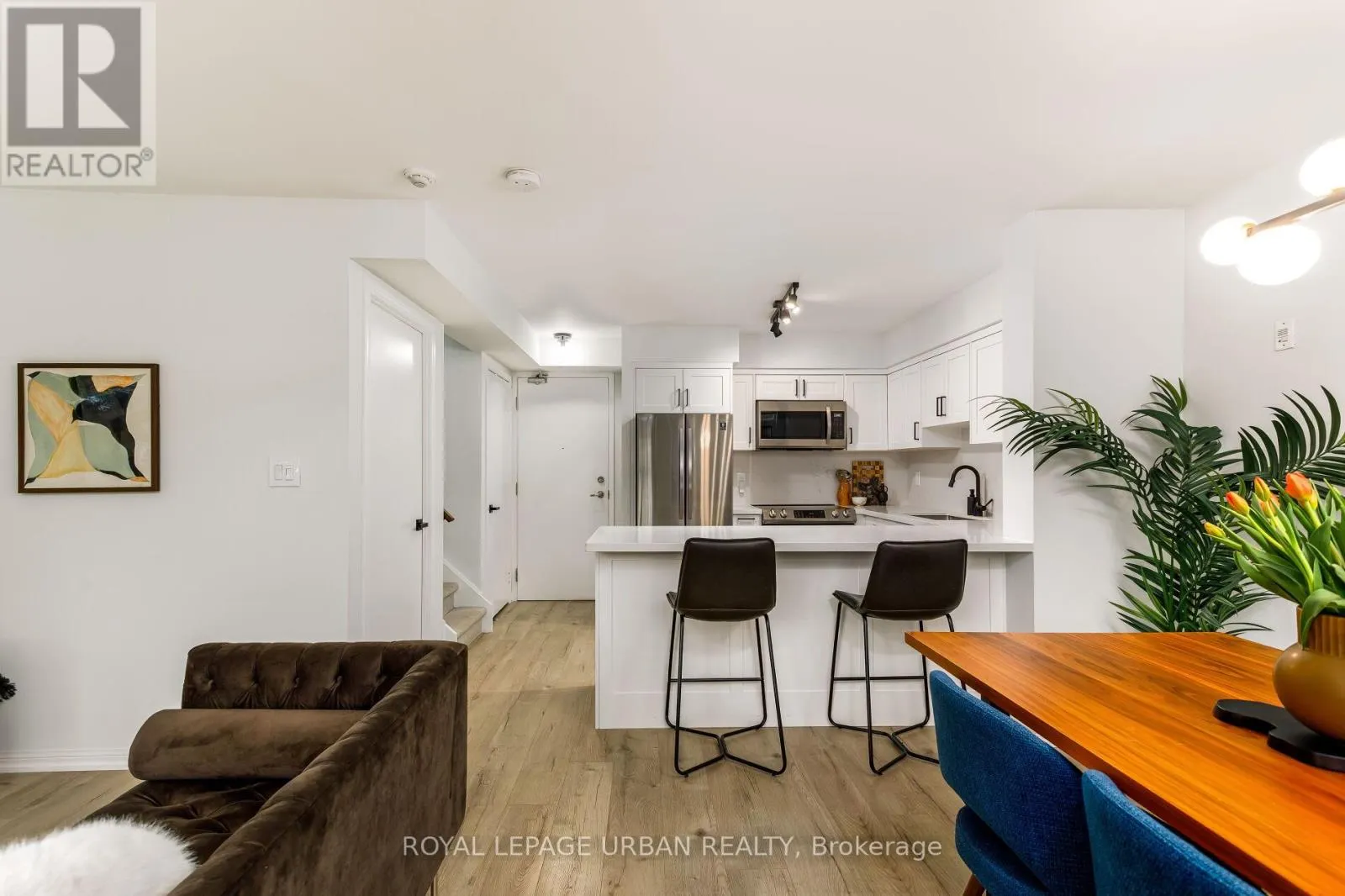 319 - 39 SHANK STREET