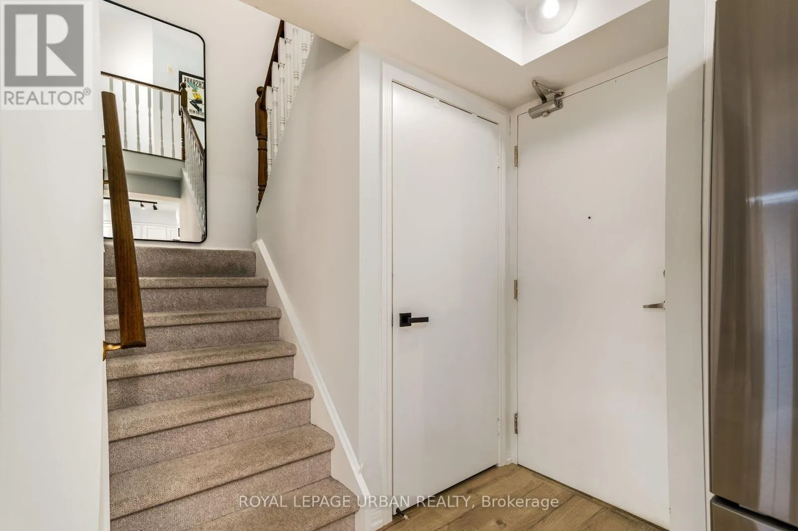 319 - 39 SHANK STREET