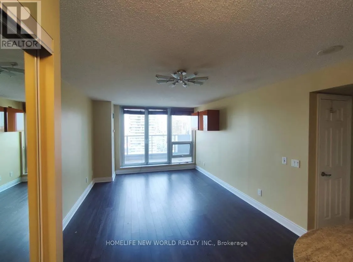 3213 - 763 BAY STREET