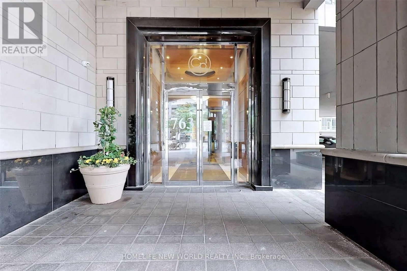 3213 - 763 BAY STREET