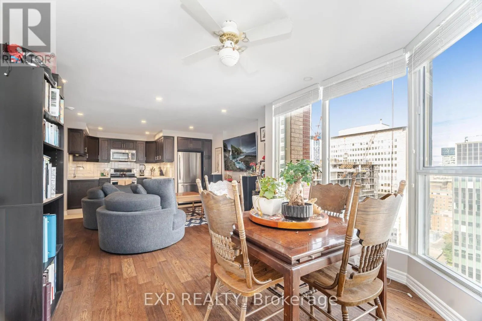 2007 - 55 CENTRE AVENUE