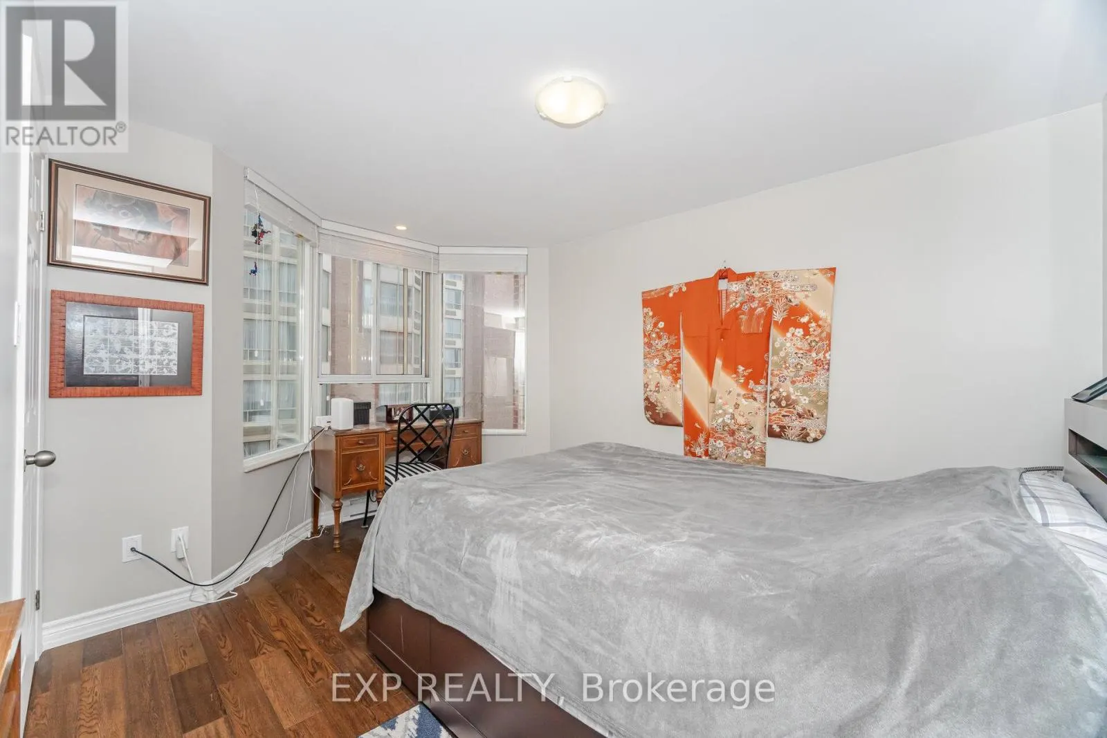 2007 - 55 CENTRE AVENUE