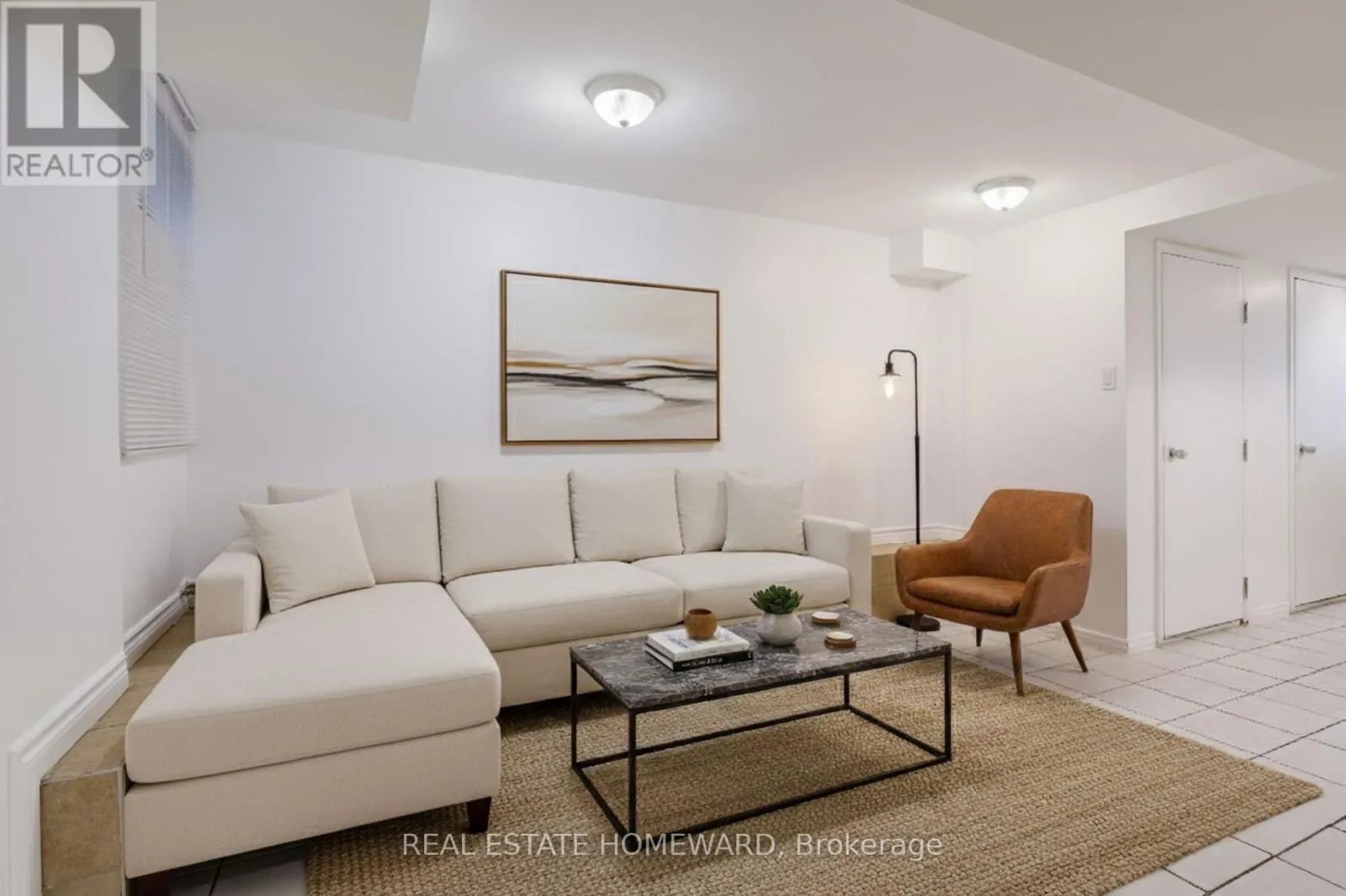 LOWER - 208 ONTARIO STREET