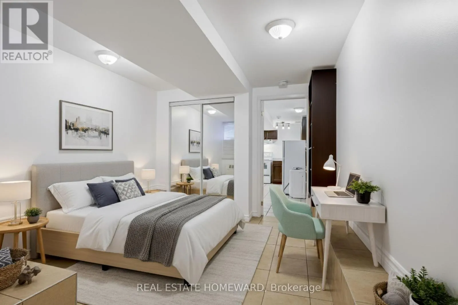 LOWER - 208 ONTARIO STREET