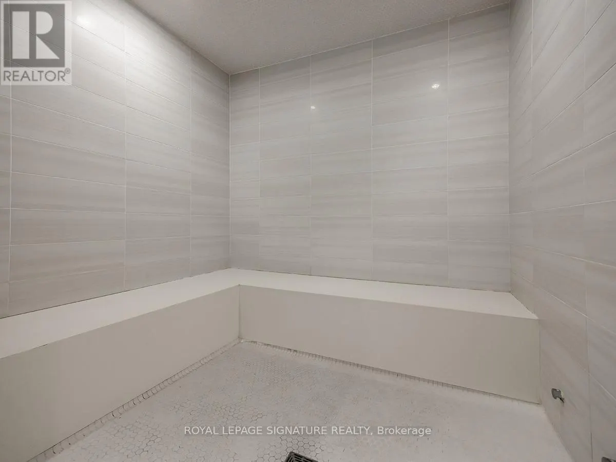 1704 - 32 DAVENPORT ROAD