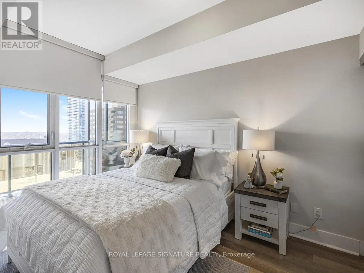 1704 - 32 DAVENPORT ROAD